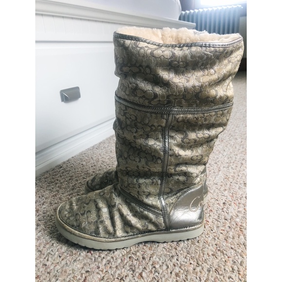 Women’s Silver Foldable Coach Winter Boots Sz 7 - Picture 4 of 8